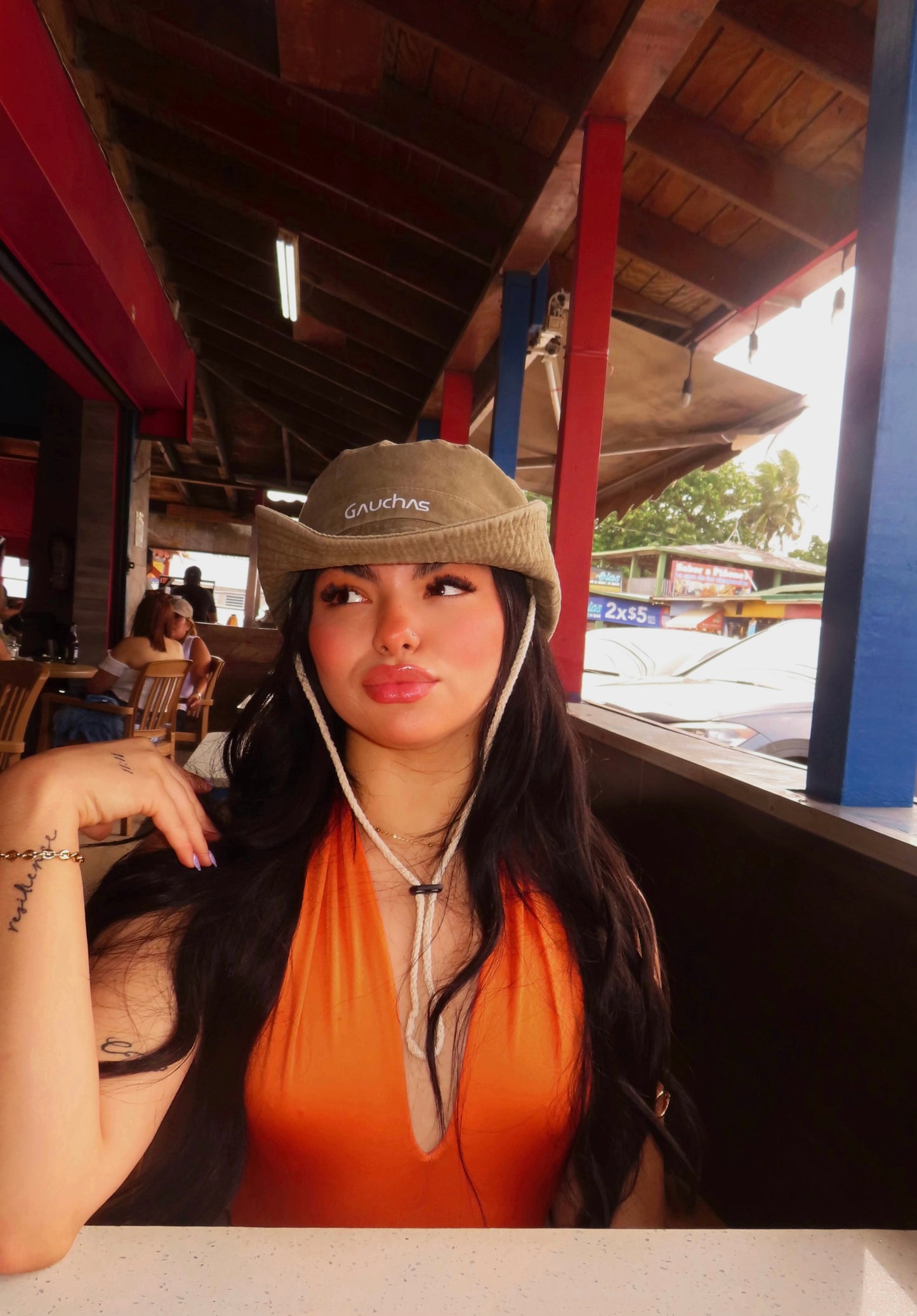 Bucket hat G (gorro)