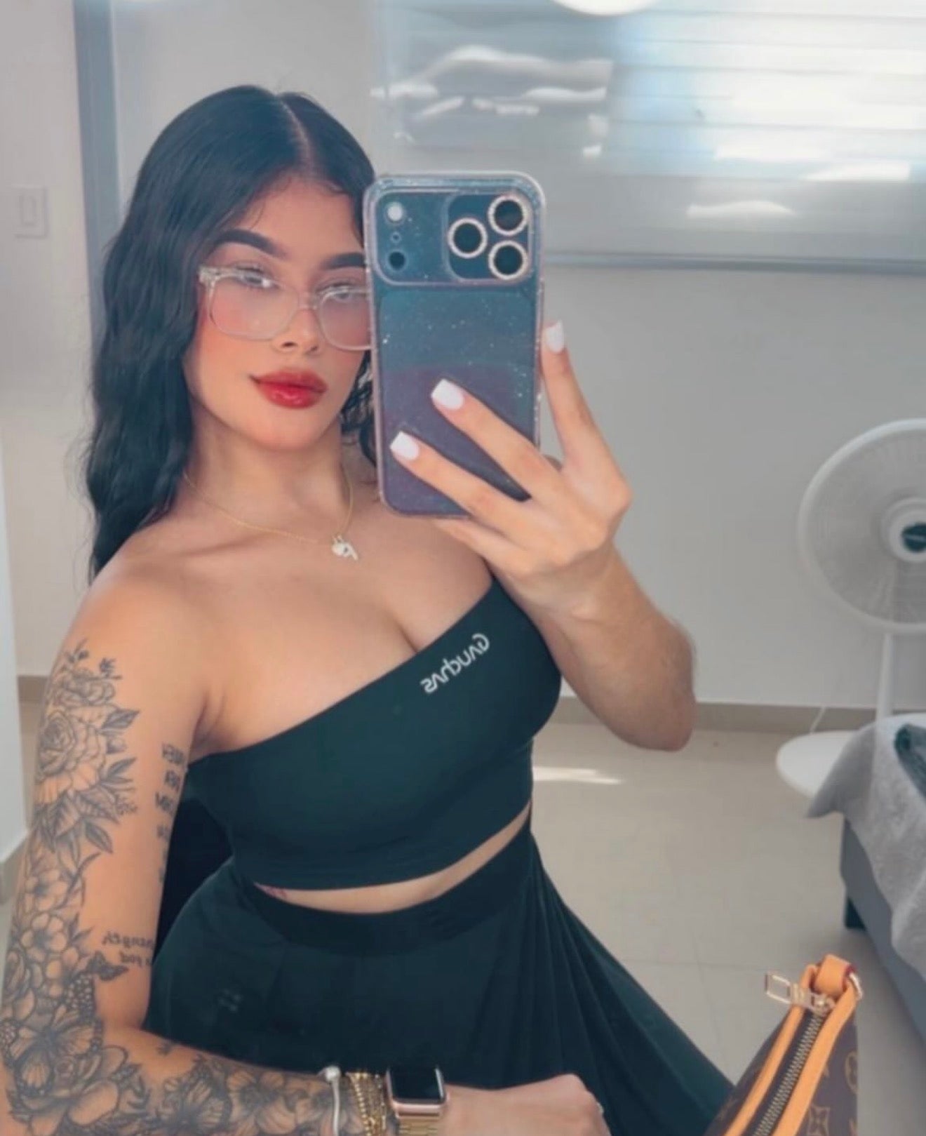 Strapless G cute top