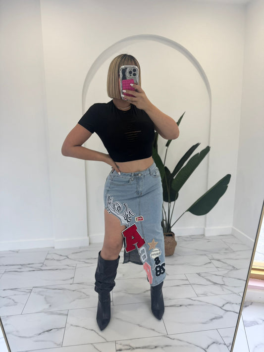 A Maxi denim Skirt