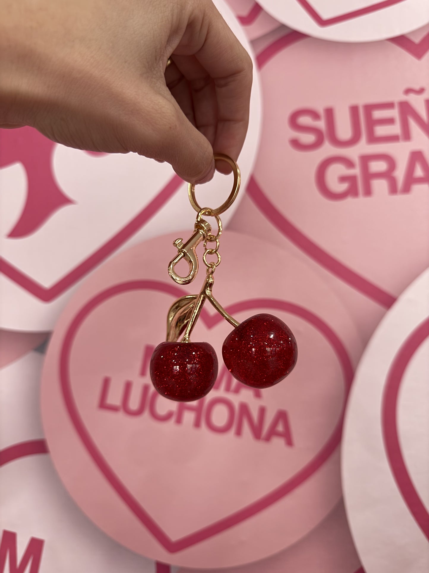 Llavero Red Cherry