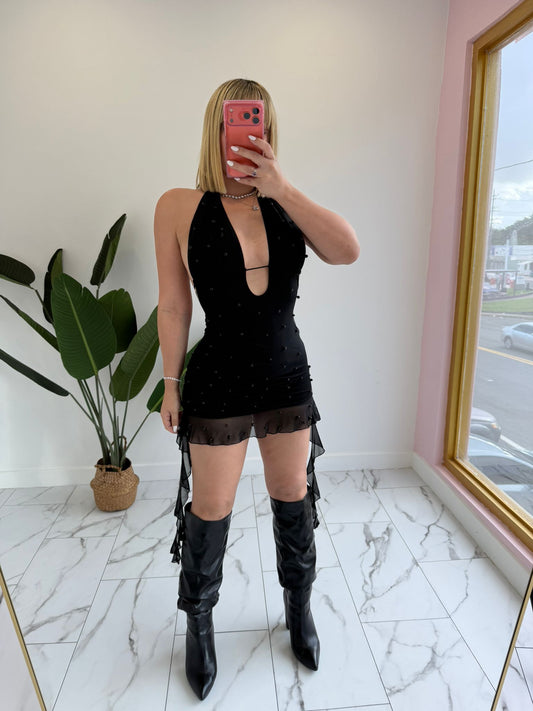 Perlas black dress