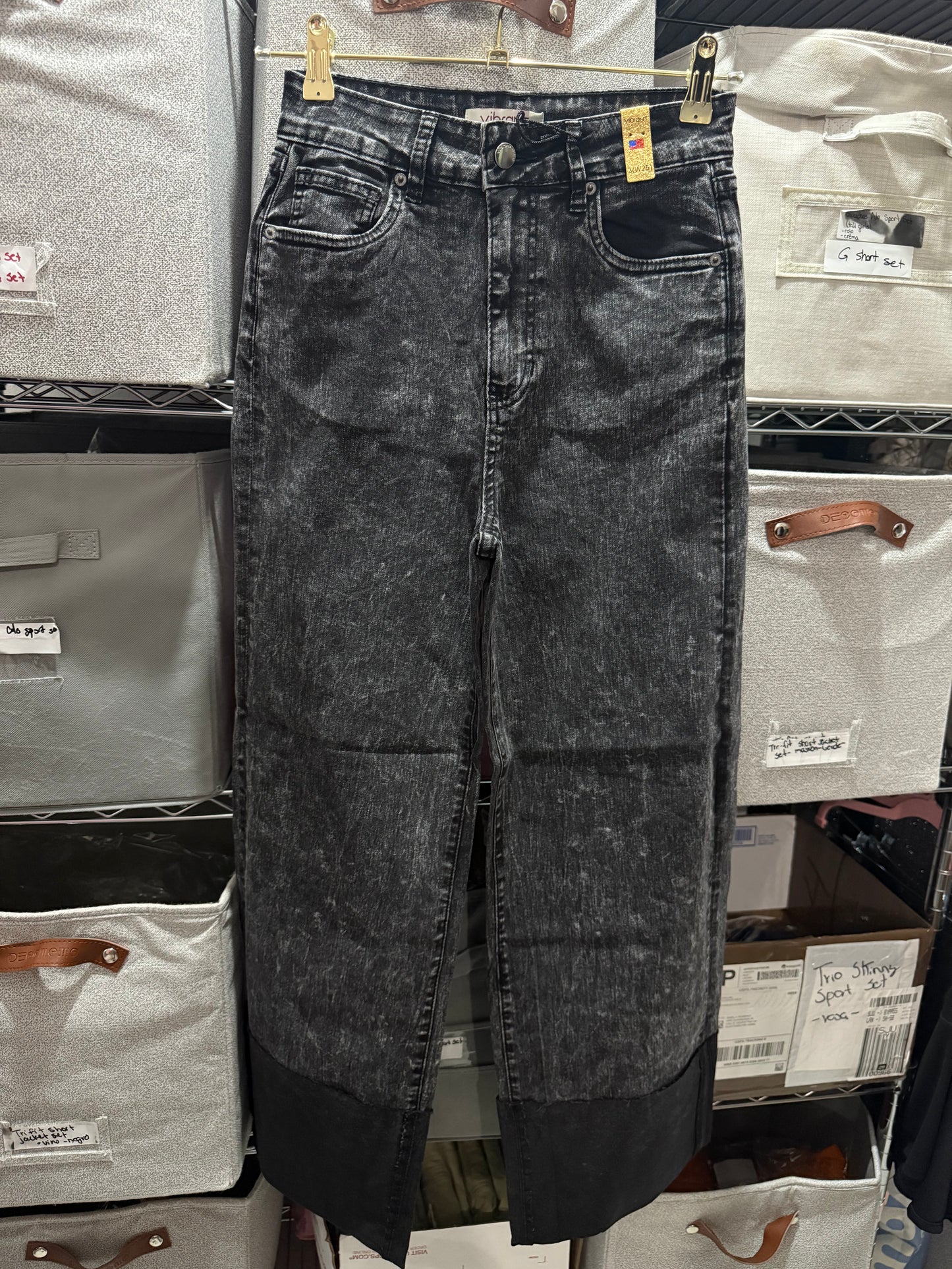 Vibrant Washed Black